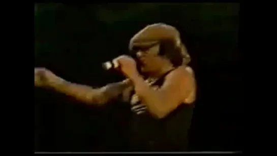 AC/DC - Rock And Roll Ain't Noise Pollution (Live in Rio, 1985)