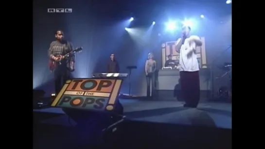 Eminem  Dido- Stan (Live Top Of The Pops)