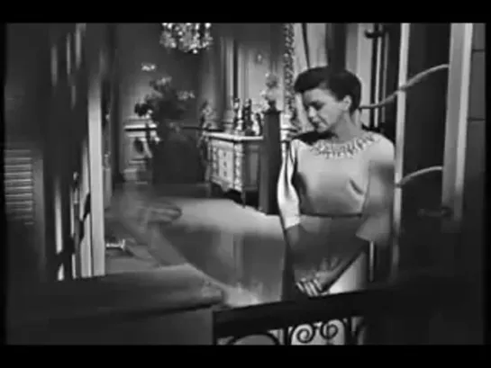 Judy Garland - Smoke gets in your eyes