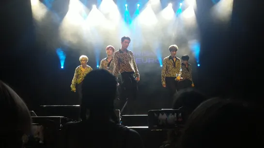 190816 [fancam] KNK - 해,달,별 (Sun.Moon.Star) @ Sunrise Tour in Europe, Warsaw