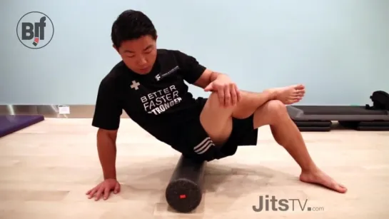 How_to_Massage_Your_Hip_With_A_Foam_Roller___Dr__Jim_Feng