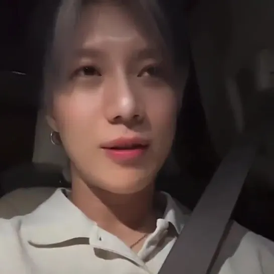 230615 Taemin i🐣Live. Today's recording is Sherlock sung in a new version in the comeback show!