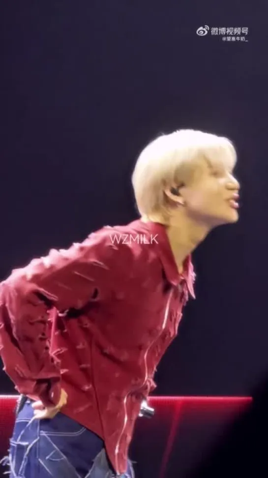 22.04.2023 - RE_ACT_TAEMIN_FANMEETING Day1 - KISS KISS 636