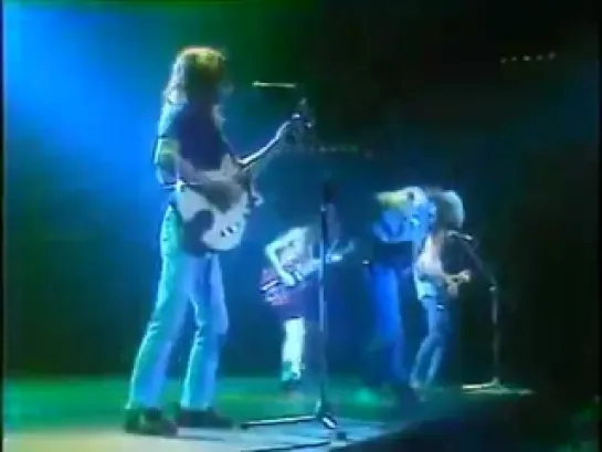 AC/DC - Flick Of The Switch (Live in Houston Summit, Texas 1983)