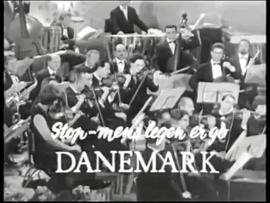 Denmark 1966 - Ulla Pia - Stop - mens legen er go