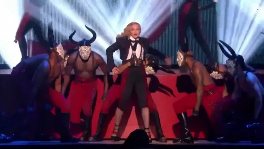 Madonna - Living for Love (Live @ BRIT Awards 25.02.2015)