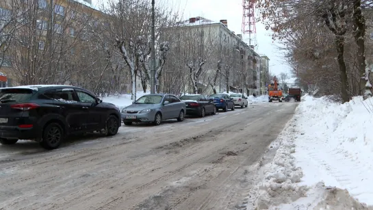 Горчаков про припаркованные машины и уборку города