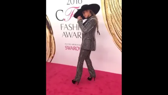 Beyonce at the CFDAAwards