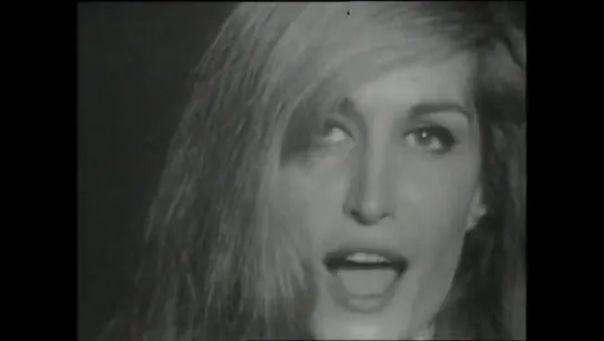 Dalida - Petit homme 27.11.1966 (Discorama (1re chaine) #