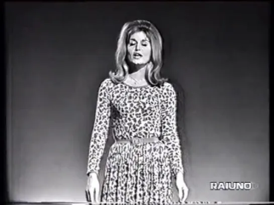 Dalida - Voglio che nessumo sappia novembre ou décembre 1964 (Il macchiettarlo (Rai due) #