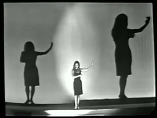 Dalida - Flamenco 31.10.1965 (Télé dimanche) #