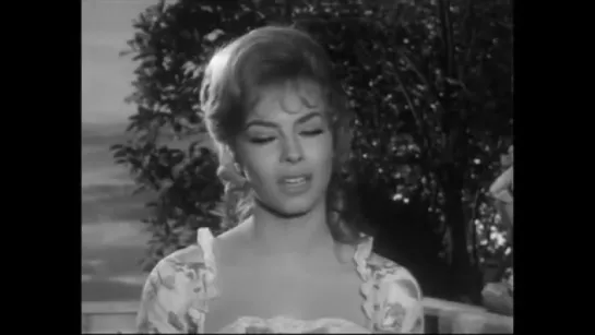 Michèle Mercier - Interview (1964)