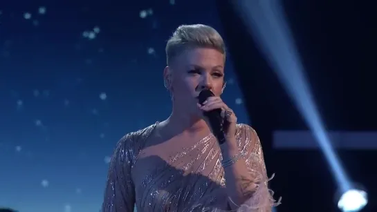 P!NK - Hopelessly Devoted To You (Olivia Newton-John Tribute) (Live From The 2022 American Mus...