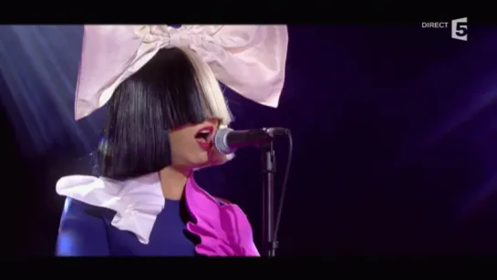 Sia - Alive (Live C à vous - 09-12-2015)