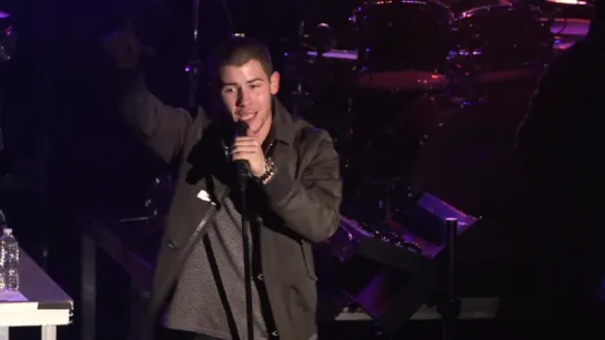 Demi Lovato and Nick Jonas - The Future Now Tour Live Announcement (26.10.2015)