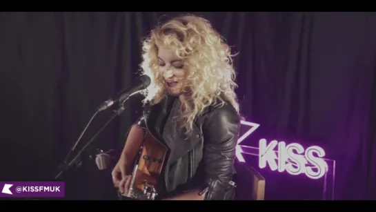 Tori Kelly Covers Michael Jacksons P.Y.T. (KISS Live Sessions)