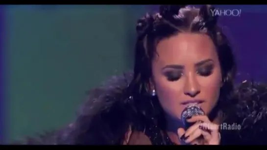 Demi Lovato - Neon Lights (iHeartRadio Music Festival 18.09.2015)