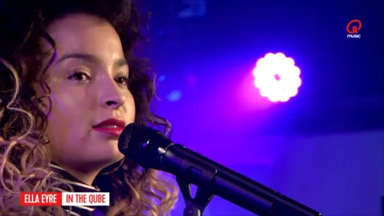 Ella Eyre - live in The Qube 7.09.2015