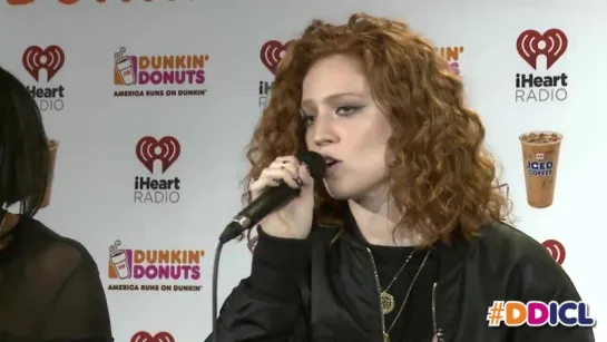 Jess Glynne - Rather Be (Dunkin' Donuts Iced Coffee Lounge 25.08.2015)