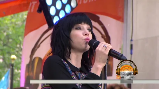 Carly Rae Jepsen - Call Me Maybe (Live on Today Show 21.08.2015)