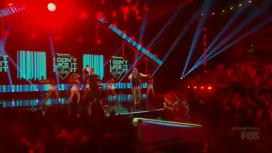 Flo Rida & Robin Thicke - I Dont Like It, I Love It (Teen Choice Awards 2015)