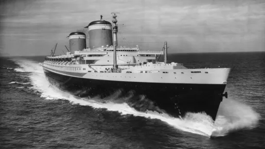 SS «UNITED STATES» VS RMS «QUEEN ELIZABETH».