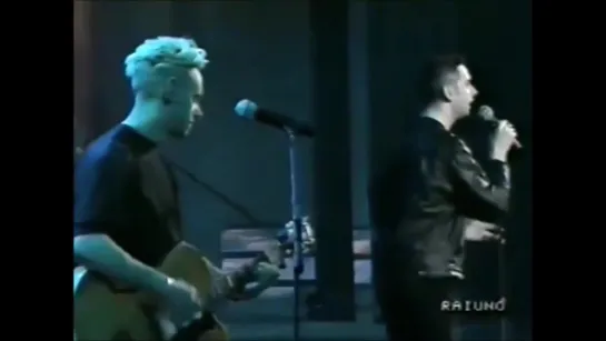 Depeche Mode - Enjoy The Silence, Sanremo International, RAI Uno, Italy, (22.02.1990)