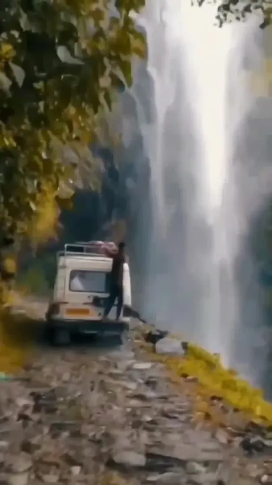 Ranthi waterfall, Uttarakhand