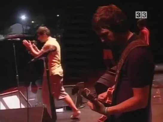 Oasis - A Bell Will Ring (Live Benicàssim Festival 2005 )