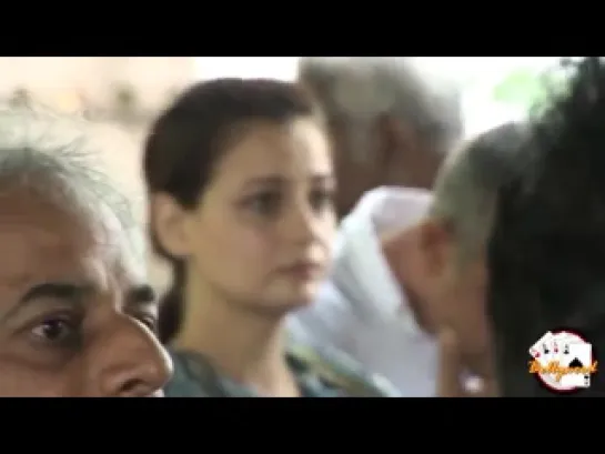 Shah Rukh Khan,Priyanka, Diya, Arjun Rampal at the Funeral of Ashok Mehta