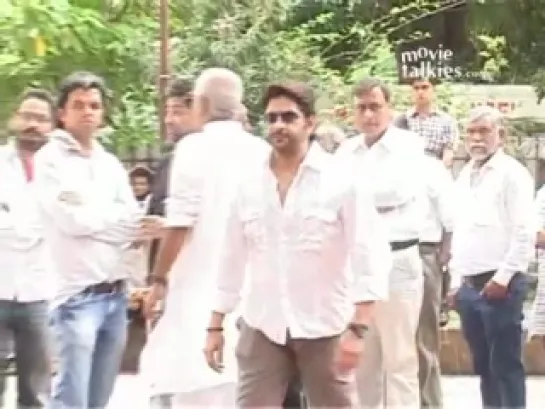 Bollywood Celebs At Cinematographer Ashok Mehta's Funeral