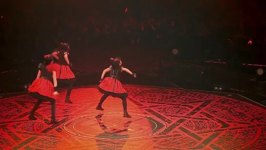 15. BABYMETAL - LIVE AT BUDOKAN ~BLACK NIGHT~ メギツネ