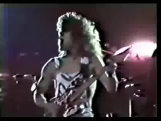 Van Halen - Ain't Talkin' 'Bout Love (Largo, '82)