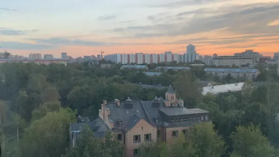 View from my office window in Moscow. 7:40 p.m. 08/21/2023 Вид из окна моего офиса в Москве. 19:40 21.08.2023