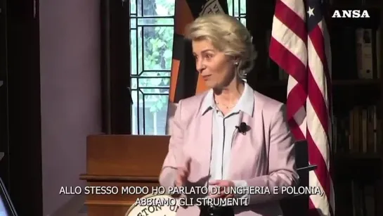 Il capo della Gestapo dell'UE Ursula von der Puttanen e i suoi strumenti. 22.09.2022