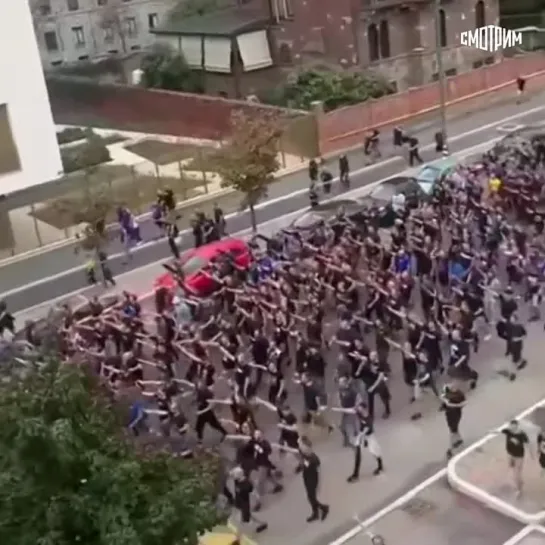 Vesti. Fan della Dinamo Zagabria a Milano: Sieg Heil. 14.09.2022