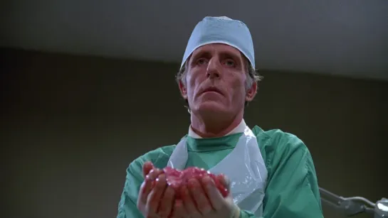 Реаниматор / Re-Animator (1985) Джеффри Комбс, Брюс Эбботт (Полная версия) Перевод Д. Есарев