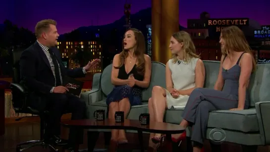 Superhero Talk w Melissa Benoist, Olivia Wilde  Saoirse Ronan