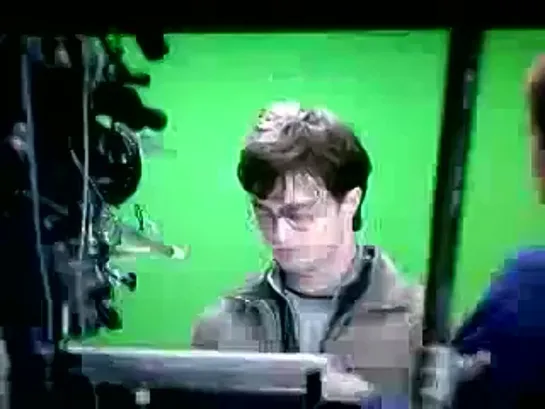 Gary and his son Alfie on the set of Harry Potter