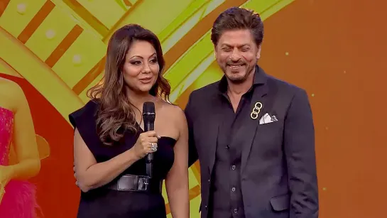 Шахрукх Кхан и его жена Гаури (история любви) БОЛЛИВУД | Shahrukh Khan and Gauri Khan | Priyanka Chopra | индийское кино | МИК