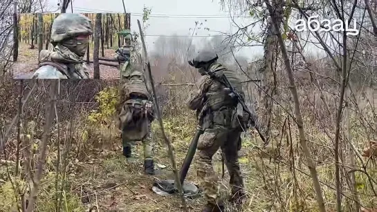 Спецназовцы выполняют свои боевые задачи в любую погоду и при любых условиях