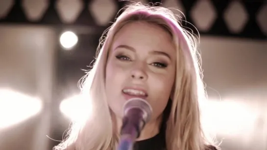 Zara Larsson - Lush Life (Live)