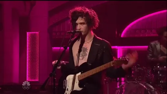 The 1975 “Love Me” (Saturday Night Live 06.02.2016)