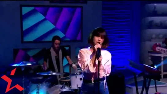 Foxes - Amazing (Live Lorraine Show 29.01.2016)