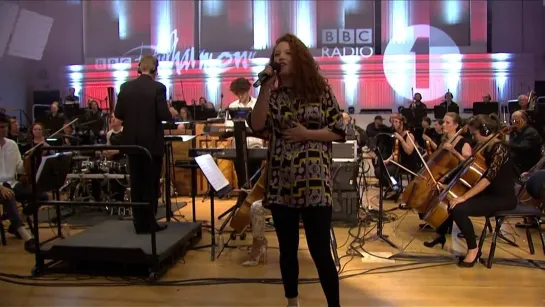 Clean Bandit & The BBC Philharmonic - Rather Be (Live Studio BBC 11.09.2014)