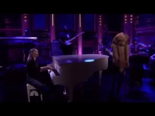 Nicki Minaj & Skylar Grey - Bed of Lies (Live @ The Tonight Show Starring Jimmy Fallon)