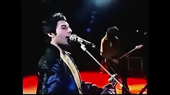 Queen - 1979 - Crazy Little Thing Called Love - Live in Bristol (Soundcheck)