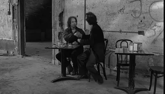 Coffee And Cigarettes (Jarmusch, 2003)