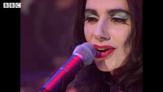 PJ Harvey - 1995 - Down by the Water - BBC