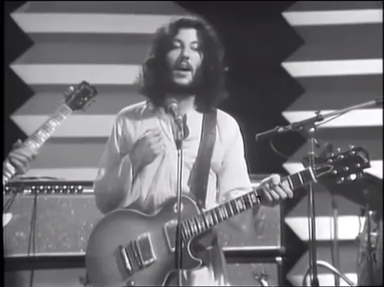 Peter Green's Fleetwood Mac - 1969 - Oh Well - Live at Music Mash